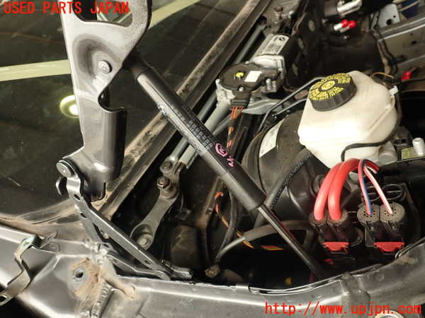 2UPJ-30301068]BMW M4 クーペ(3C30)(F82)ボンネットダンパー 中古_m0001.jpg