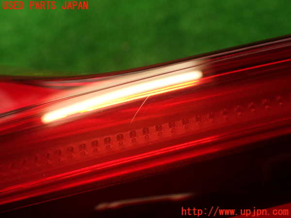 2UPJ-30301552]BMW M4 クーペ(3C30)(F82)左リアフィニッシャー 中古_m0002.jpg