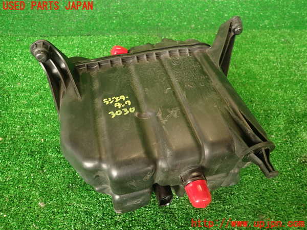 2UPJ-30302410]BMW M4 クーペ(3C30)(F82)ラジエータータンク 中古_m0002.jpg