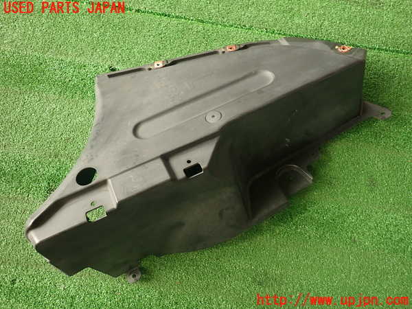2UPJ-30301721]BMW M4 クーペ(3C30)(F82)アンダーカバー1 中古_m0001.jpg
