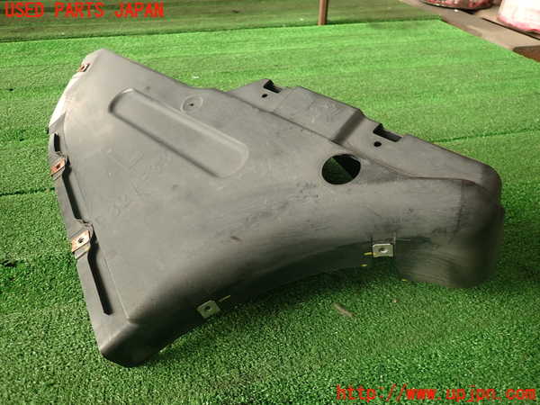 2UPJ-30301721]BMW M4 クーペ(3C30)(F82)アンダーカバー1 中古_m0002.jpg