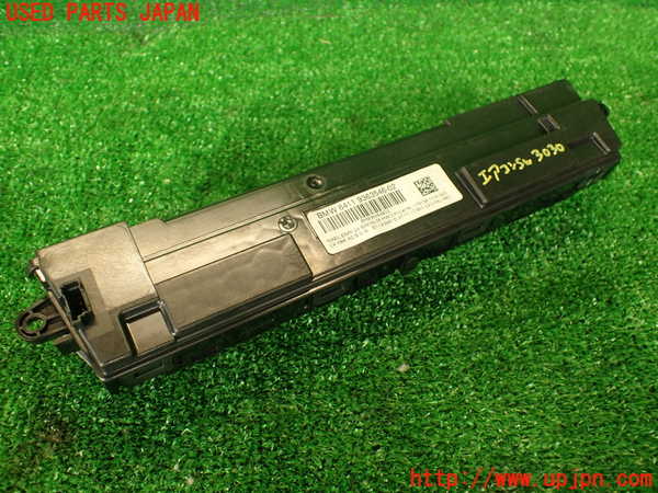2UPJ-30306066]BMW M4 クーペ(3C30)(F82)エアコンスイッチ1 中古_m0003.jpg
