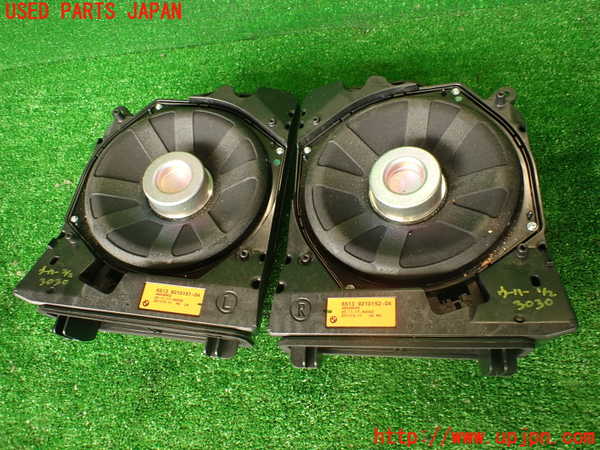 2UPJ-30306530]BMW M4 クーペ(3C30)(F82)ウーハー 中古_m0001.jpg