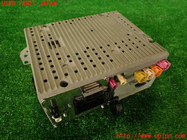 2UPJ-30306589]BMW M4 クーペ(3C30)(F82)カーナビゲーション HDD 中古_m0002.jpg