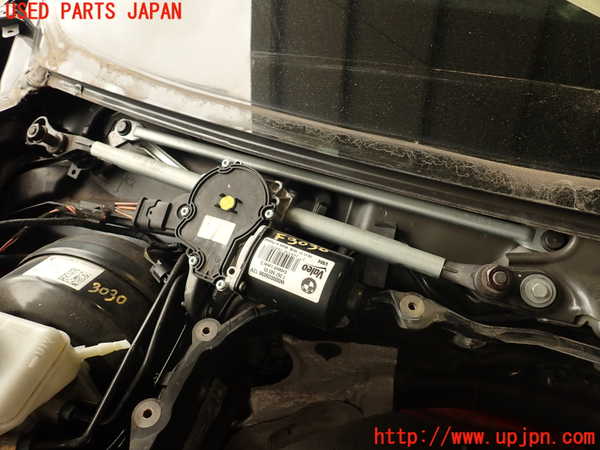 2UPJ-30306770]BMW M4 クーペ(3C30)(F82)フロントワイパーモーター 中古_m0001.jpg