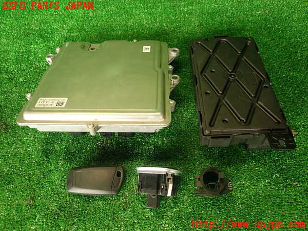 2UPJ-30306110]BMW M4 クーペ(3C30)(F82)エンジンコンピューター DME 中古_m0002.jpg
