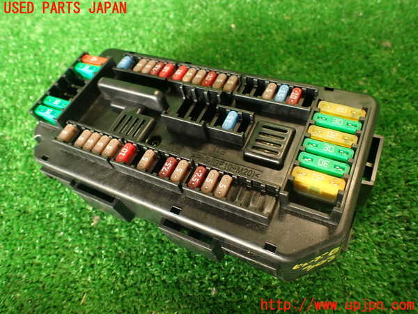 2UPJ-30306741]BMW M4 クーペ(3C30)(F82)ヒューズボックス1 中古_m0001.jpg