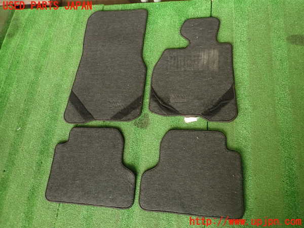 2UPJ-30307800]BMW M4 クーペ(3C30)(F82)フロアマット 中古_m0005.jpg
