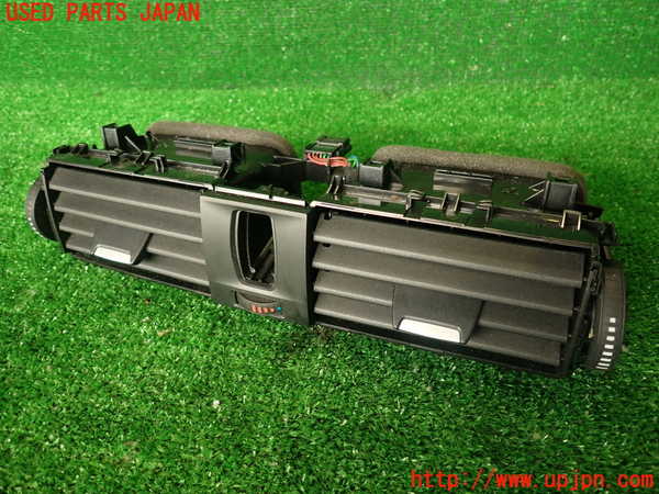 2UPJ-30307526]BMW M4 クーペ(3C30)(F82)エアコン吹き出し口1 (真中) 中古_m0001.jpg