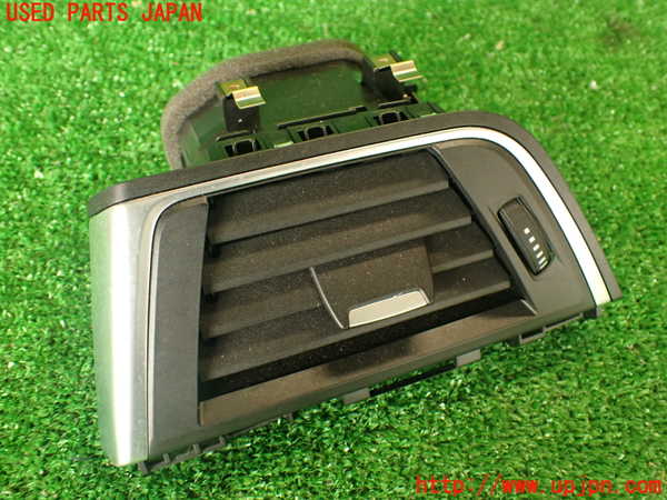 2UPJ-30307528]BMW M4 クーペ(3C30)(F82)エアコン吹き出し口3 (左) 中古_m0001.jpg