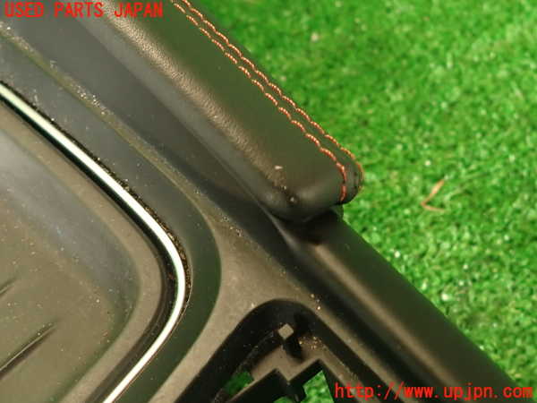 2UPJ-30307549]BMW M4 クーペ(3C30)(F82)コンソール 中古_m0002.jpg