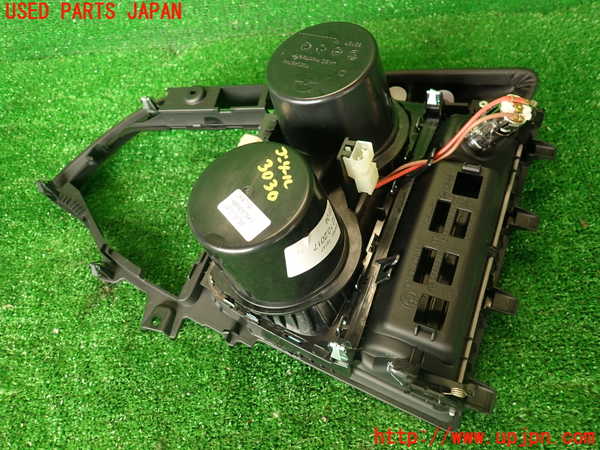 2UPJ-30307549]BMW M4 クーペ(3C30)(F82)コンソール 中古_m0005.jpg