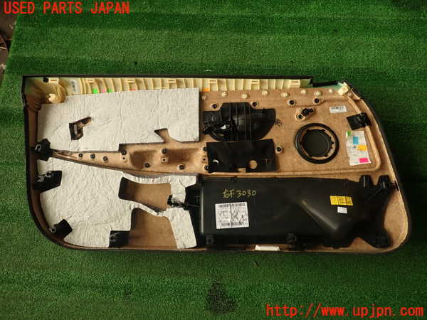 2UPJ-30301234]BMW M4 クーペ(3C30)(F82)右ドア内張り 中古_m0005.jpg