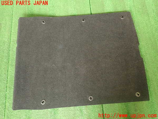 2UPJ-30307771]BMW M4 クーペ(3C30)(F82)ラゲッジトレイ1 中古_m0001.jpg
