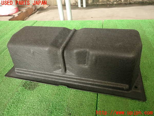 2UPJ-30307772]BMW M4 クーペ(3C30)(F82)ラゲッジトレイ2 中古_m0004.jpg