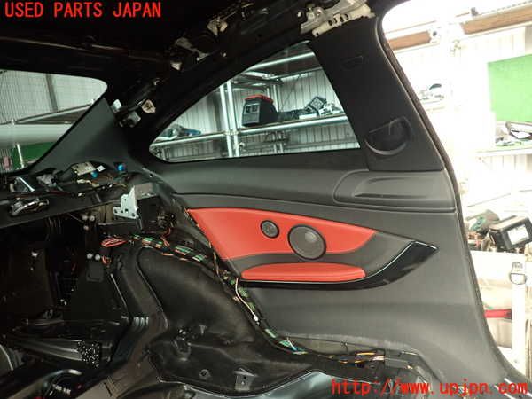 2UPJ-30307680]BMW M4 クーペ(3C30)(F82)左リアピラートリム 中古_m0001.jpg