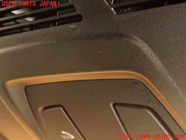 2UPJ-30306411]BMW M4 クーペ(3C30)(F82)ルームランプ1 (1列目真中) 中古_m0002.jpg