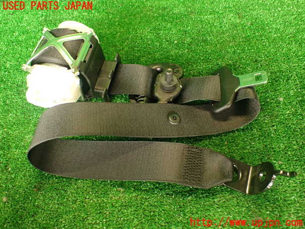 2UPJ-30307075]BMW M4 クーペ(3C30)(F82)助手席シートベルト 中古_m0001.jpg