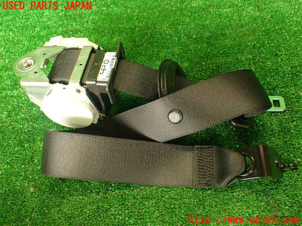 2UPJ-30307075]BMW M4 クーペ(3C30)(F82)助手席シートベルト 中古_m0002.jpg