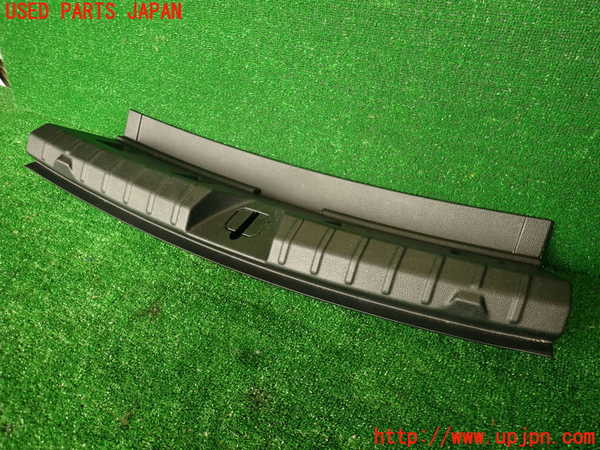2UPJ-30307692]BMW M4 クーペ(3C30)(F82)内装トリム類2 中古_m0004.jpg