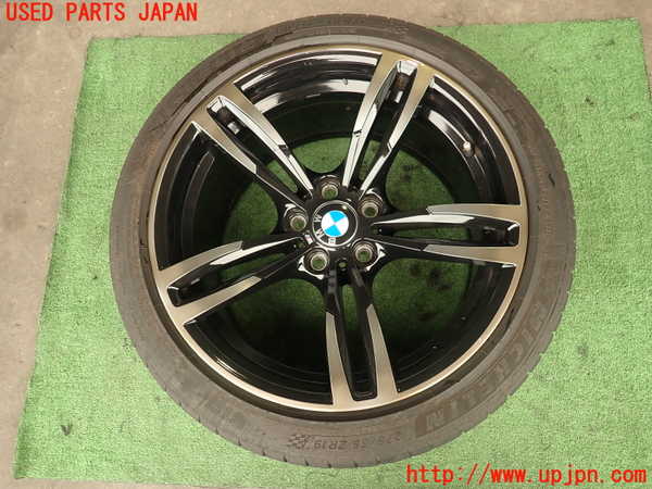 2UPJ-30309048]BMW M4 クーペ(3C30)(F82)タイヤ　ホイール　1本③ 275/35ZR19 中古_m0001.jpg