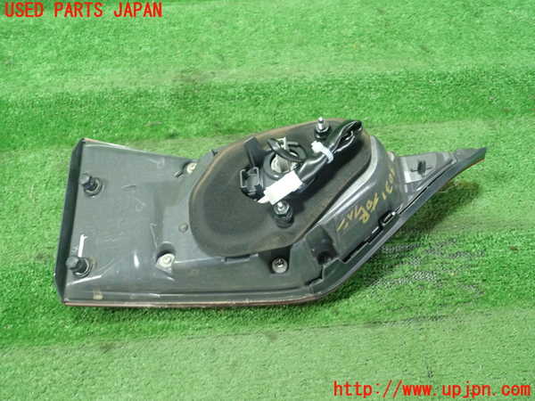 5UPJ-30311550]レクサス・GS300h(AWL10)右リアフィニッシャー 中古_m0002.jpg
