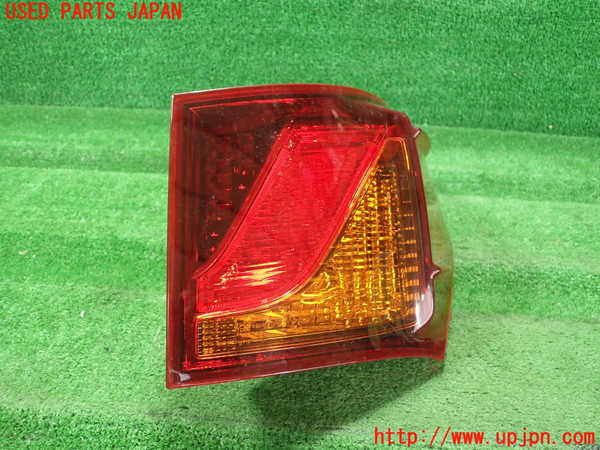 5UPJ-30311530]レクサス・GS300h(AWL10)右テールランプ 中古_m0001.jpg