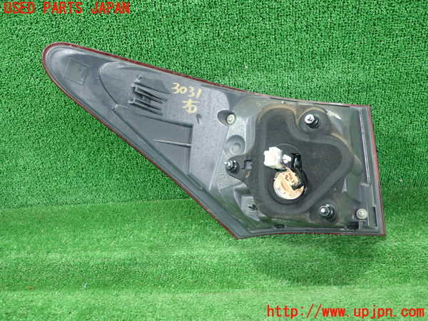 5UPJ-30311530]レクサス・GS300h(AWL10)右テールランプ 中古_m0003.jpg