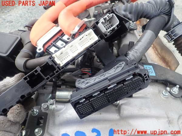 1UPJ-30312010]レクサス・GS300h(AWL10)エンジン 2AR-FSE 中古_m0004.jpg