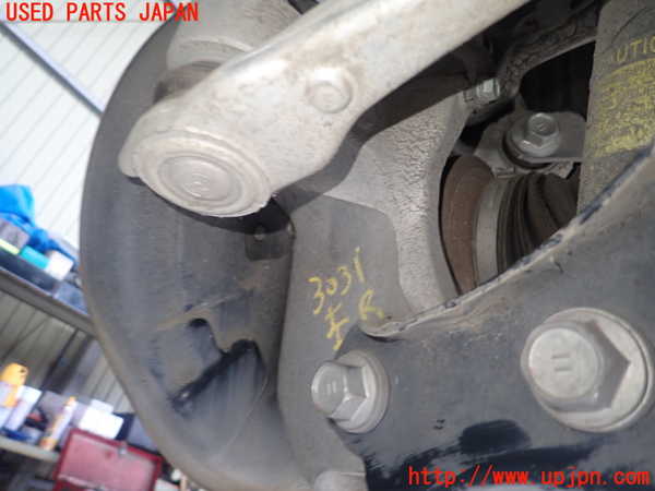 1UPJ-30314305]レクサス・GS300h(AWL10)左リアナックルハブ 中古_m0001.jpg