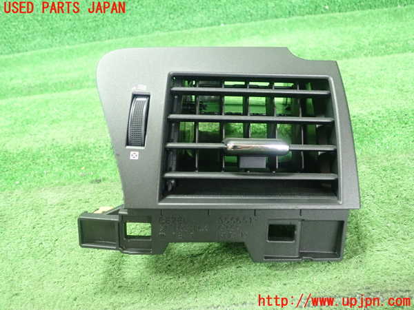 1UPJ-30317526]レクサス・GS300h(AWL10)エアコン吹き出し口1 (右) 中古_m0001.jpg