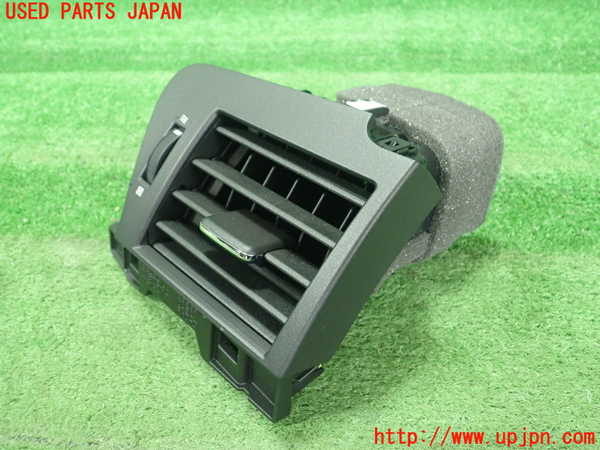 1UPJ-30317526]レクサス・GS300h(AWL10)エアコン吹き出し口1 (右) 中古_m0002.jpg