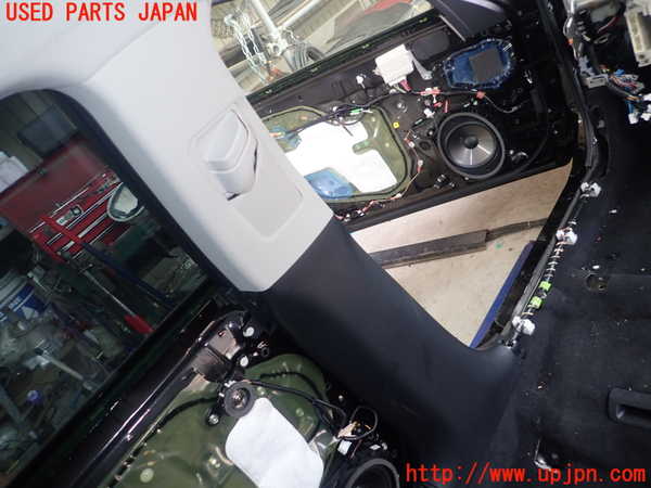 1UPJ-30317670]レクサス・GS300h(AWL10)左センターピラートリム 中古_m0001.jpg