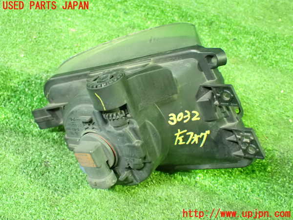 1UPJ-30321182]BMW 528i(FR30 F10)左フォグ 中古_m0003.jpg