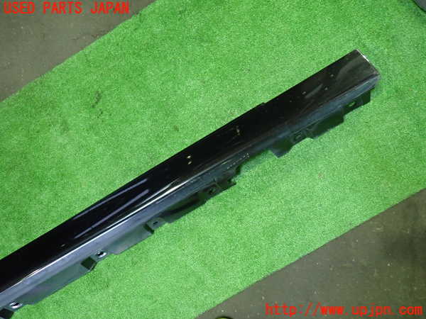 1UPJ-30321390]BMW 528i(FR30 F10)右サイドステップ 中古_m0002.jpg