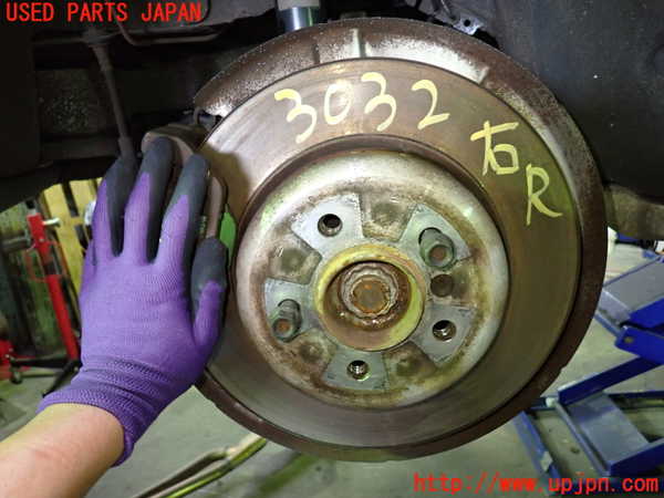 1UPJ-30324300]BMW 528i(FR30 F10)右リアナックルハブ 中古_m0001.jpg