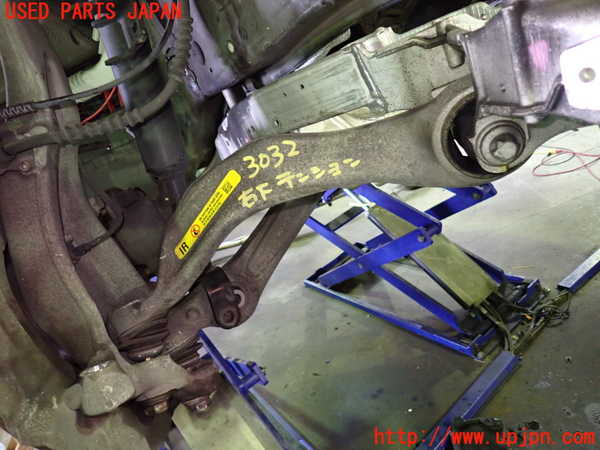 1UPJ-30325315]BMW 528i(FR30 F10)右フロントテンションロッド 中古_m0001.jpg