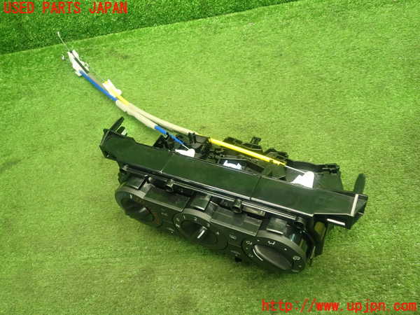 1UPJ-30336066]MAZDA2(デミオ)(DJLFS)エアコンスイッチ1 中古_m0002.jpg