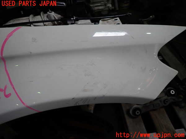 5UPJ-30341080]ベンツ C200 W205(205042C)右前フェンダー 中古_m0002.jpg