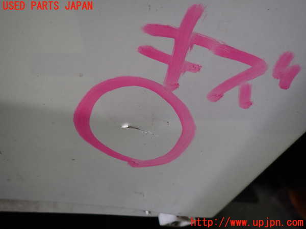 5UPJ-30341080]ベンツ C200 W205(205042C)右前フェンダー 中古_m0003.jpg