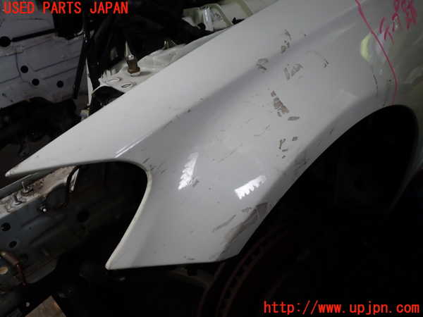 1UPJ-30341082]ベンツ C200 W205(205042C)左前フェンダー 中古_m0002.jpg