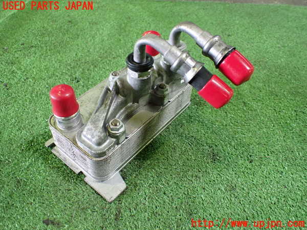 1UPJ-30342481]ベンツ C200 W205(205042C)オイルクーラー1 中古_m0002.jpg
