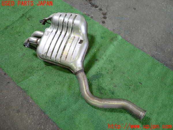 1UPJ-30342671]ベンツ C200 W205(205042C)リアマフラー1 中古_m0001.jpg