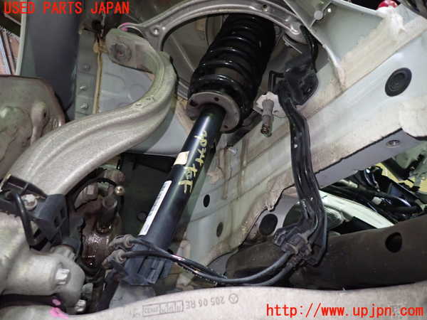 5UPJ-30345015]ベンツ C200 W205(205042C)右フロントストラット 中古_m0001.jpg