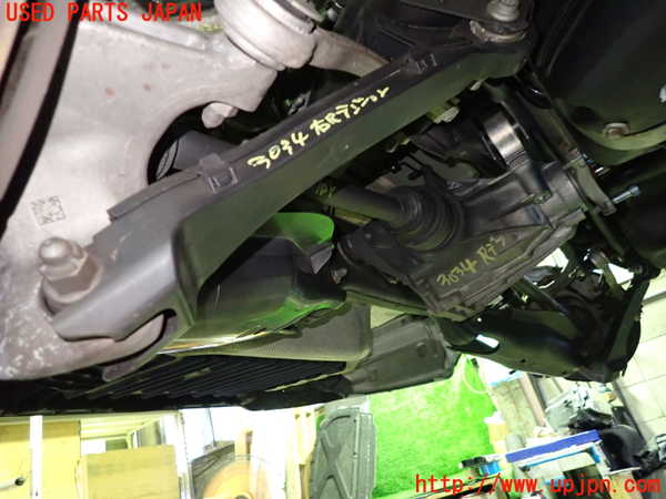 1UPJ-30345325]ベンツ C200 W205(205042C)右リアテンションロッド 中古_m0001.jpg