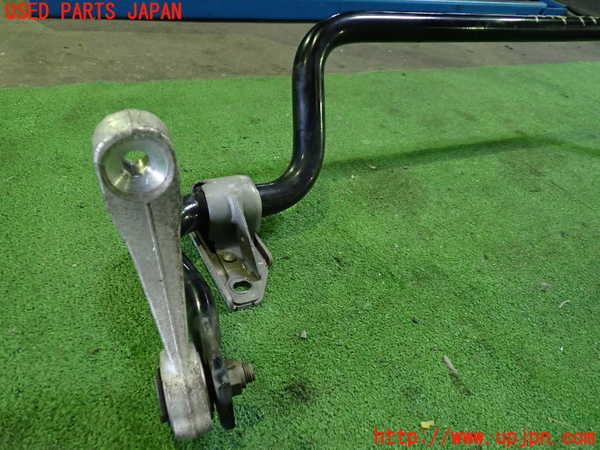 1UPJ-30345440]ベンツ C200 W205(205042C)フロントスタビライザー 中古_m0002.jpg