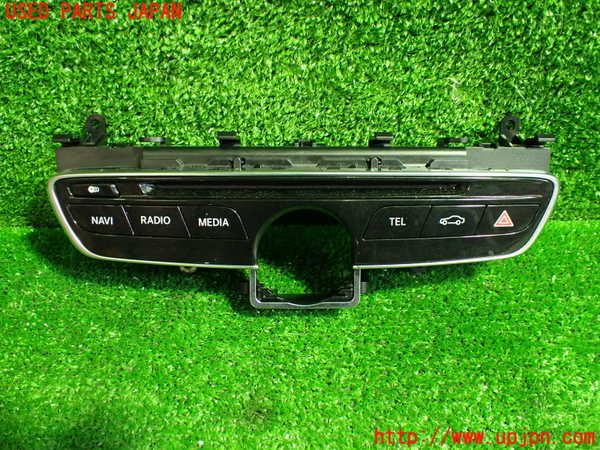 1UPJ-30346306]ベンツ C200 W205(205042C)スイッチ1 (ハザード等) 中古_m0001.jpg