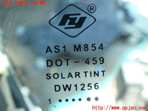 1UPJ-30351195]リンカーン・ナビゲーター(不明)フロントガラス M854 中古_m0003.jpg