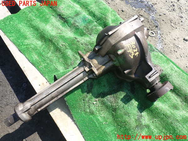 1UPJ-30354350]リンカーン・ナビゲーター(不明)フロントデフ 中古_m0001.jpg