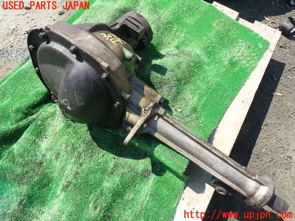 1UPJ-30354350]リンカーン・ナビゲーター(不明)フロントデフ 中古_m0002.jpg